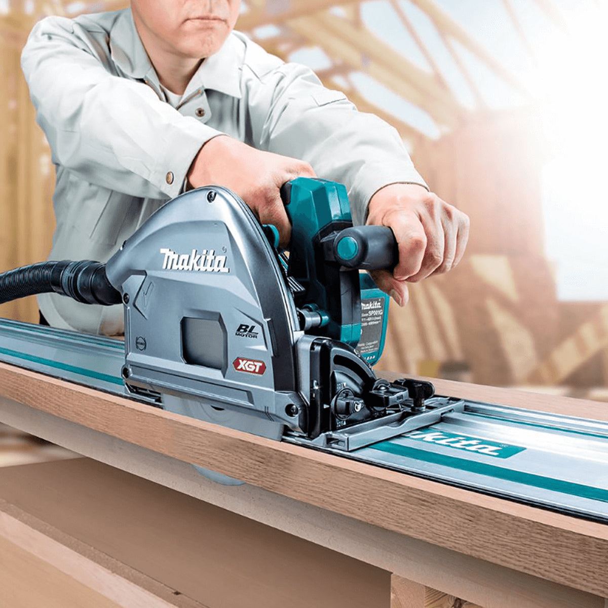 Makita SP001GZ03 40Vmax Brushless 165mm Plunge Saw Body Only With 2 x 1.5m Guide Rail & Case + Rail Bag